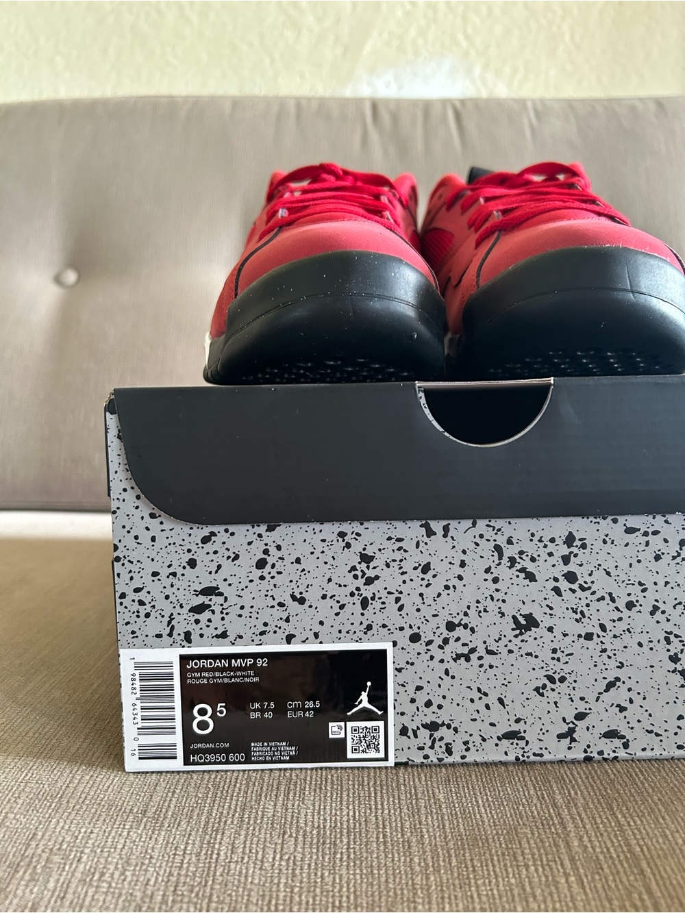 Jordan Men's Red and Black Low-Top Sneakers - Picture 8 of 8